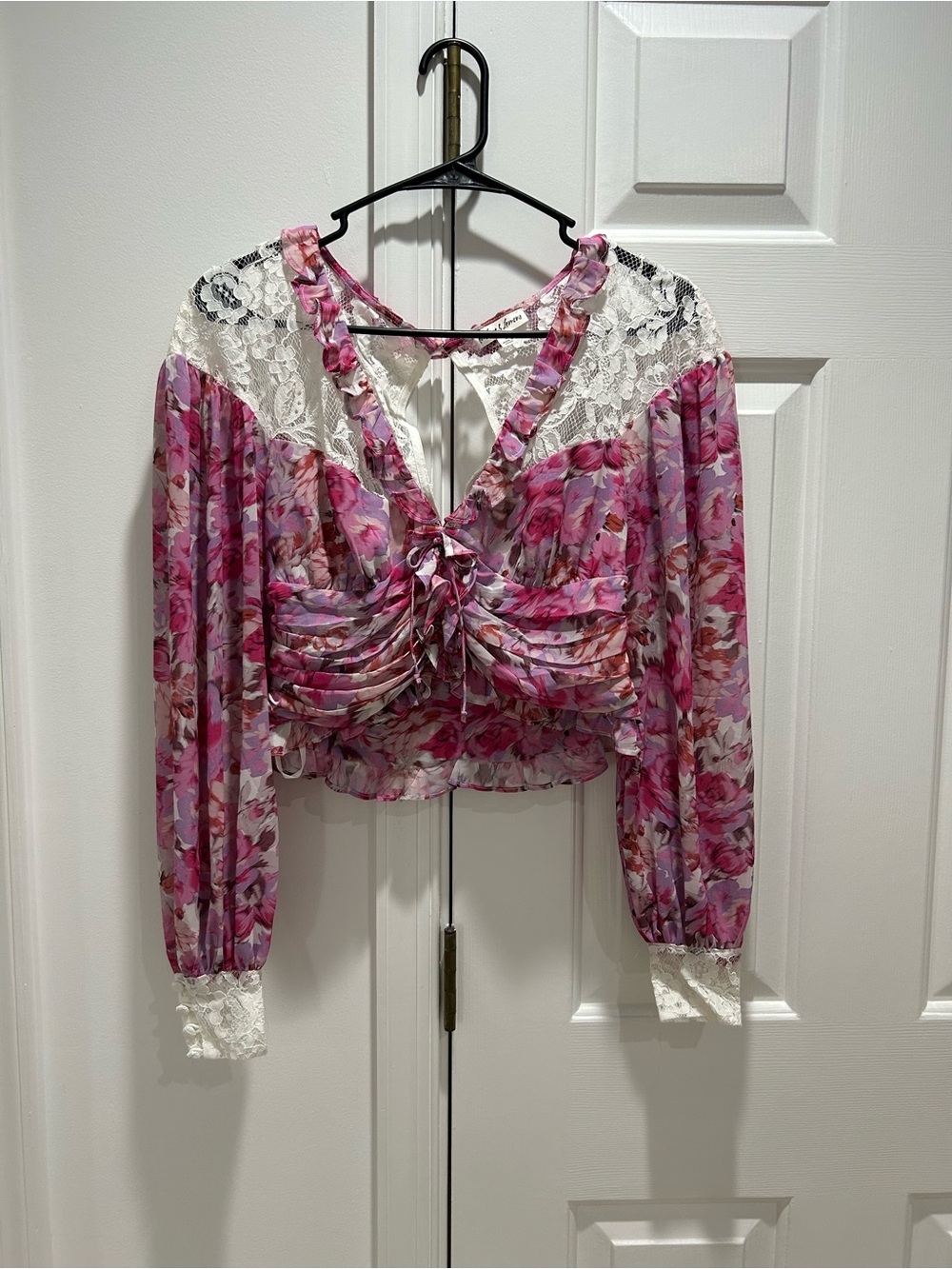 For Love And Lemons Pink Floral Lace-Trim Long Sleeve Crop Top